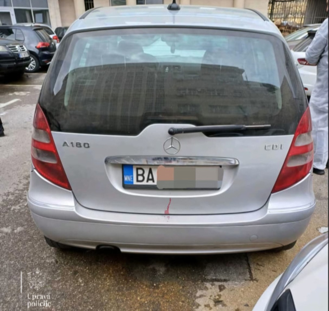 Potjera u Podgorici: Vozio pod dejstvom droge, bježao policiji, u autu mu pronašli 26 kilograma marihuane