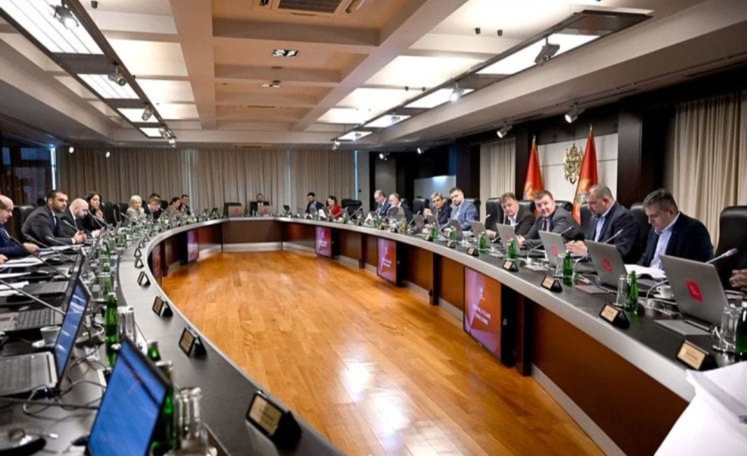 Kadrovska rješenja Vlade: Razriješena Mirjana Pajković, opozvali i Lambordžinija