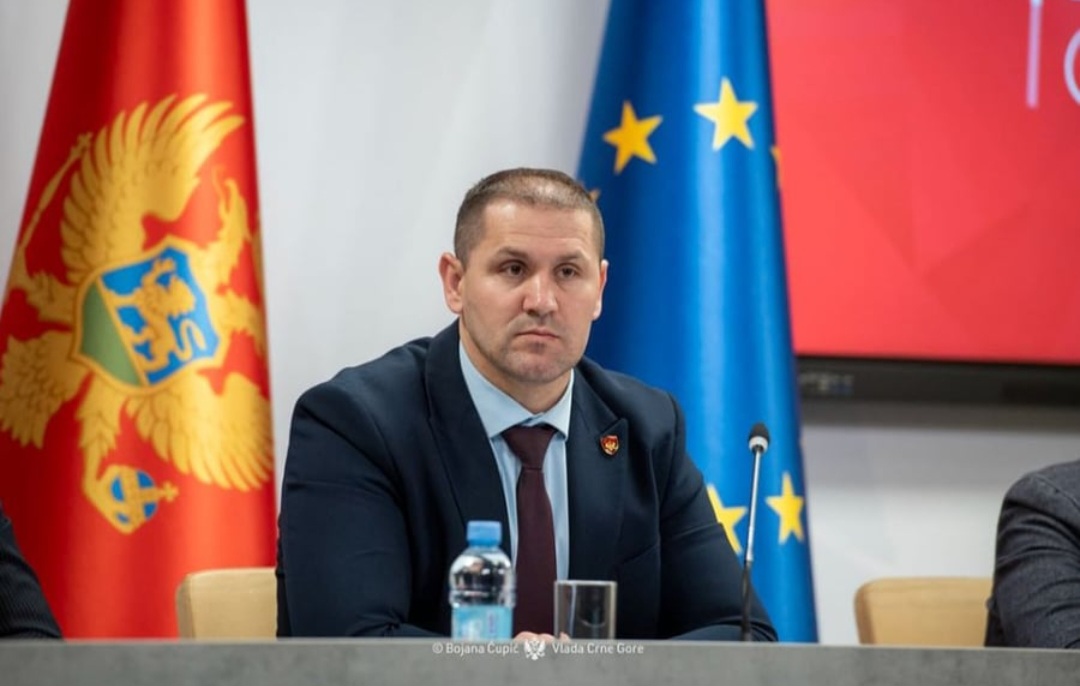 Šćepanović: Nadam se da ćemo prije Miloša Medenice uhapsiti one koji mu prave klipove