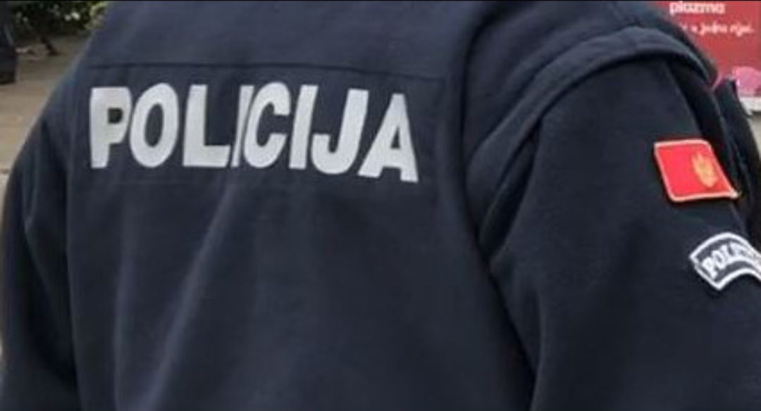 Drama u Budvi: Rus krenuo nožem na suprugu, ona bježeći skočila kroz prozor