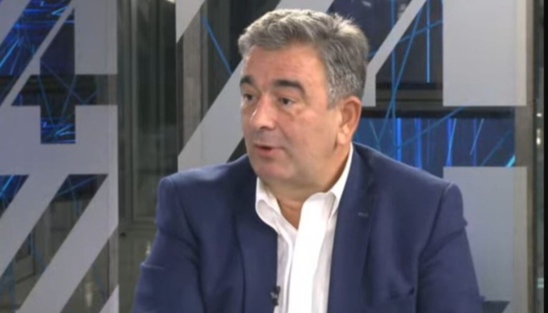 Medojević: DPS tajkun Popović paravan za kapital braće Đukanović, Milo obilazio objekte u Baošićima