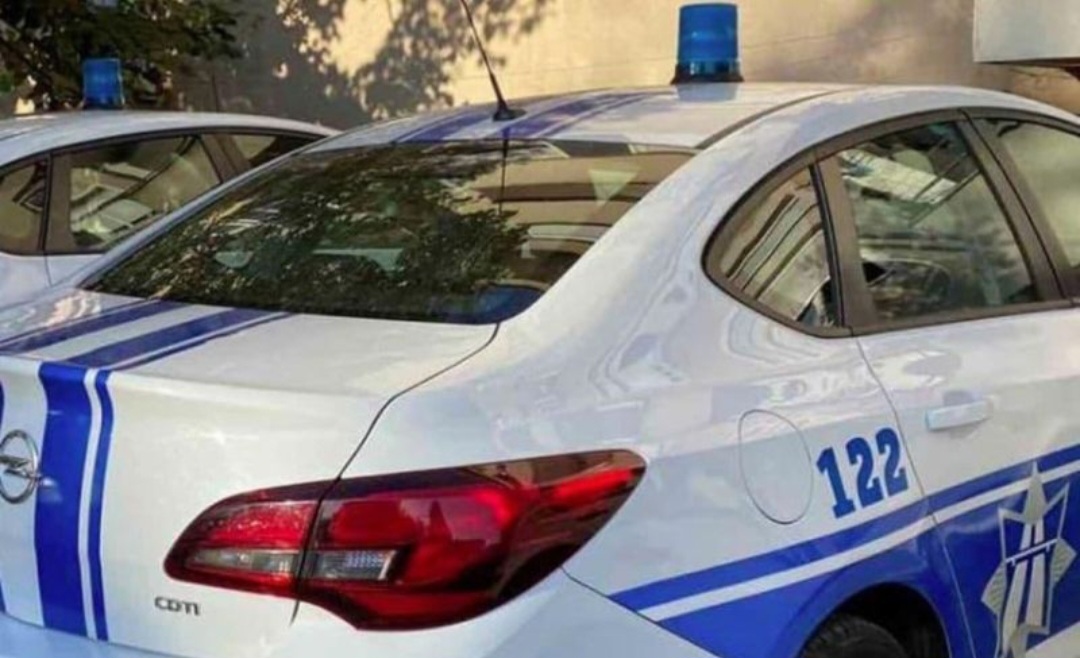 Policijski službenik pronađen i sproveden u Spuž, osumnjičen za tri prevare i utaju