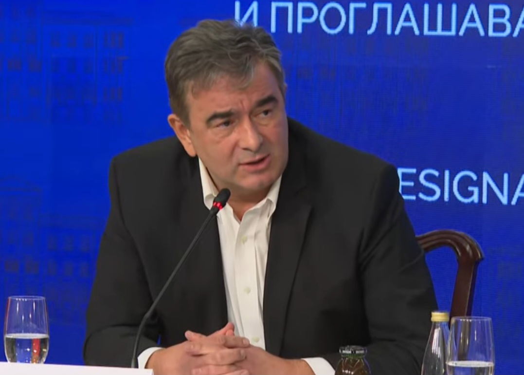 Medojević: Haos u vladajućoj koaliciji zbog trobojke, Mandić morao da smiruje situaciju