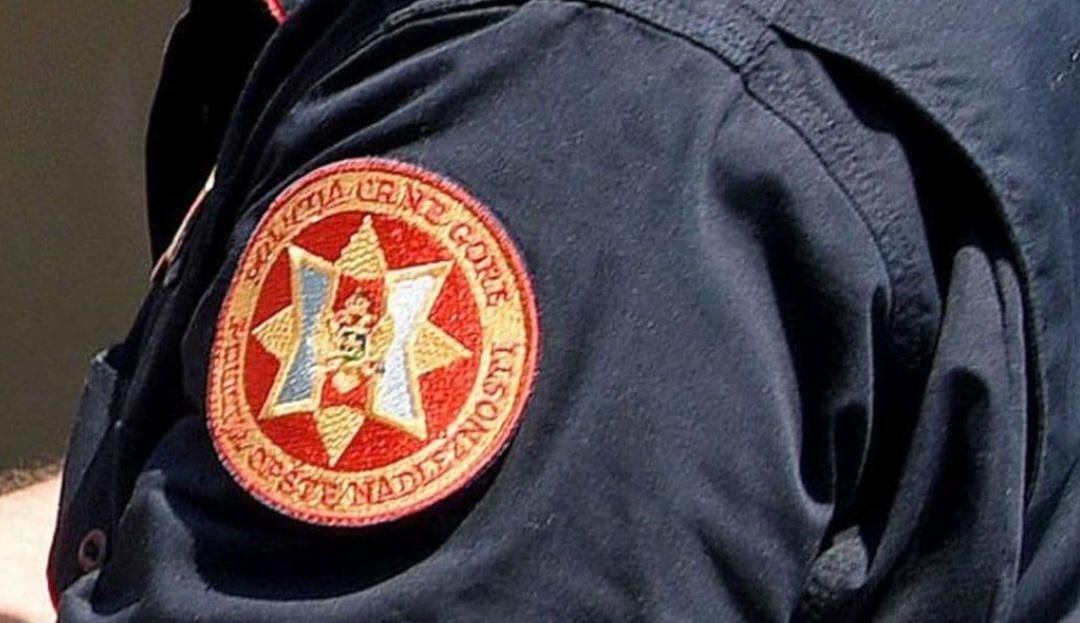 Policajci osumnjičeni za prenošenje službenih podataka operativno interesantnim licima