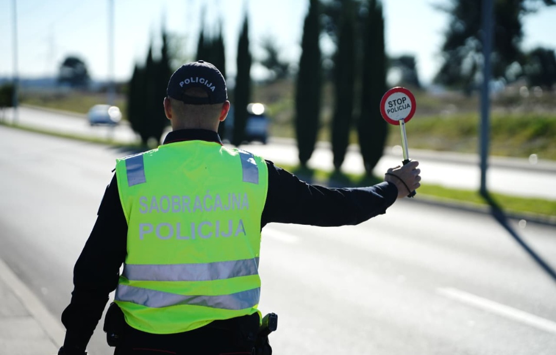 Ekstremna alkoholisanost: Mladić vozio sa 4,17 promila alkohola u krvi